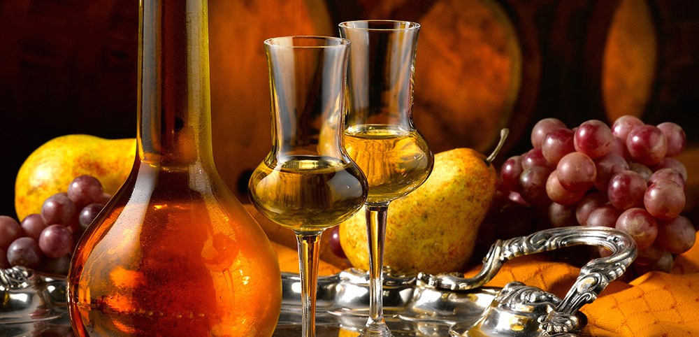Історія виникнення бренді – як «палене вино» підкорило світ 