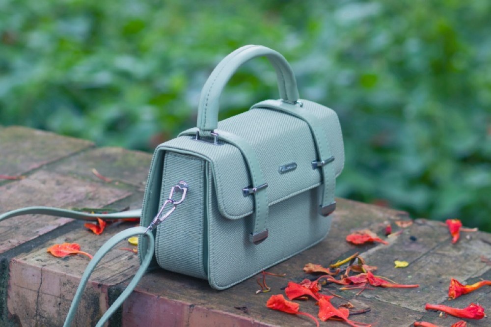 Чому mini bags залишаються головним трендом останніх сезонів